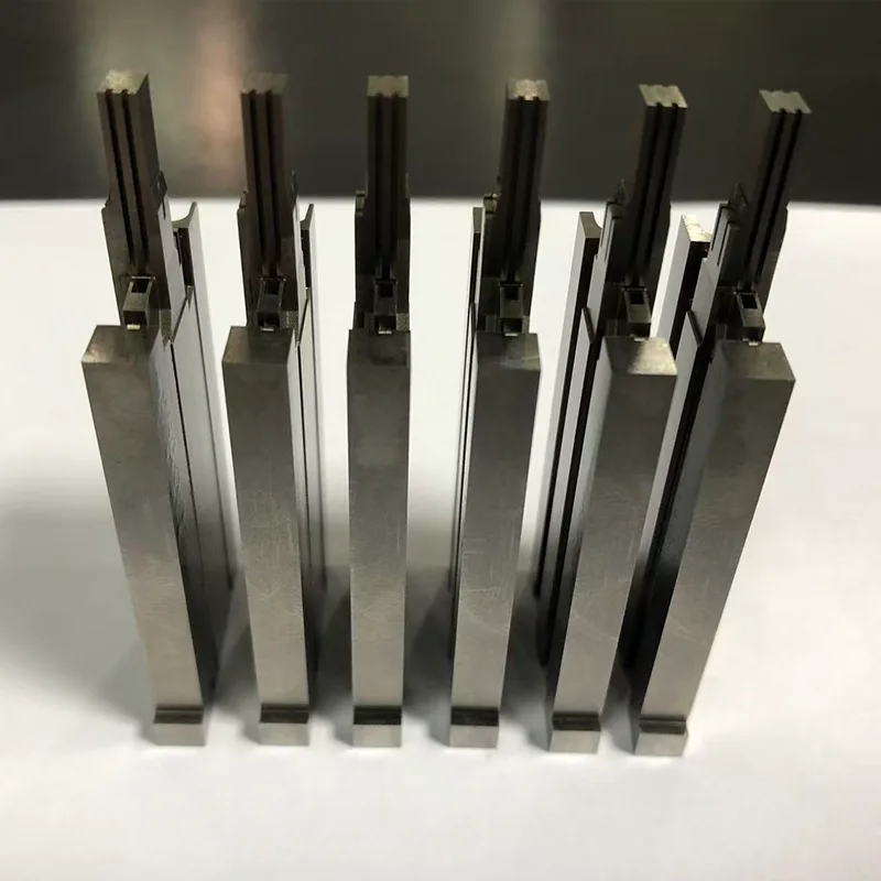 Wykrojnik do tłoczenia metalu